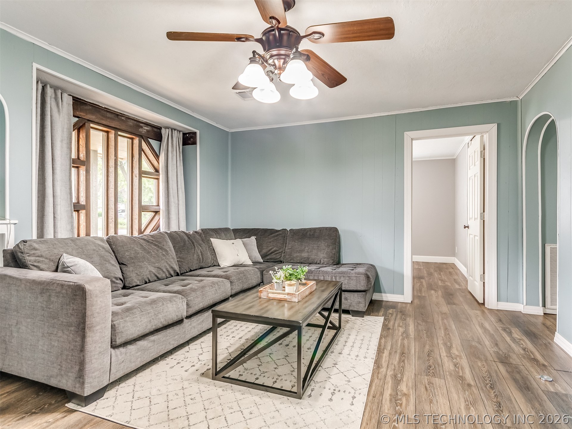 233 NE Queenstown Avenue Bartlesville OK 74006