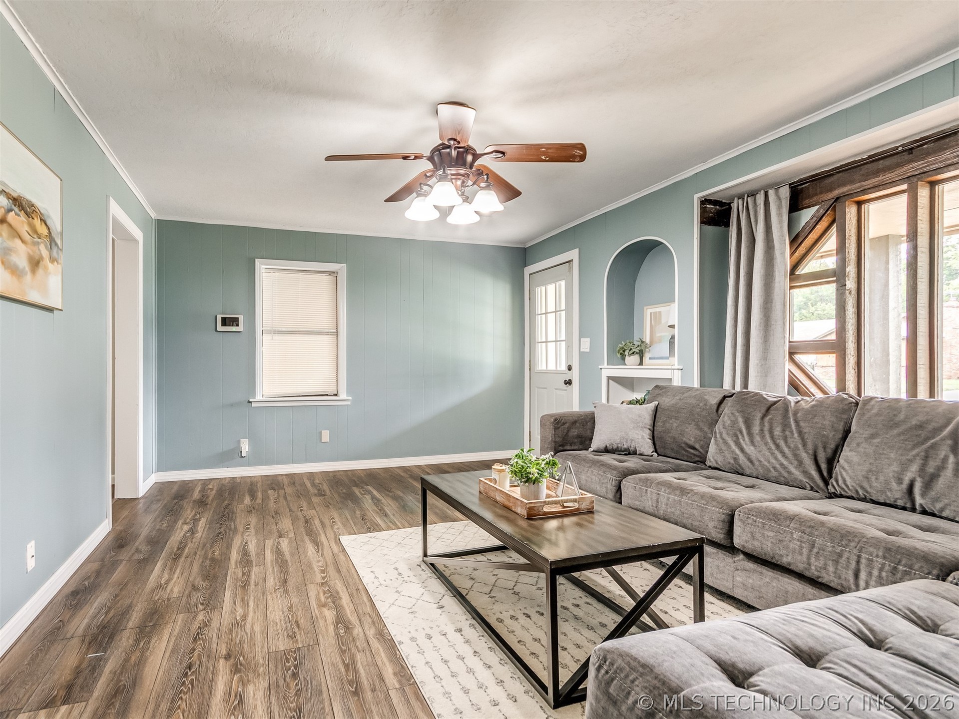 233 NE Queenstown Avenue Bartlesville OK 74006