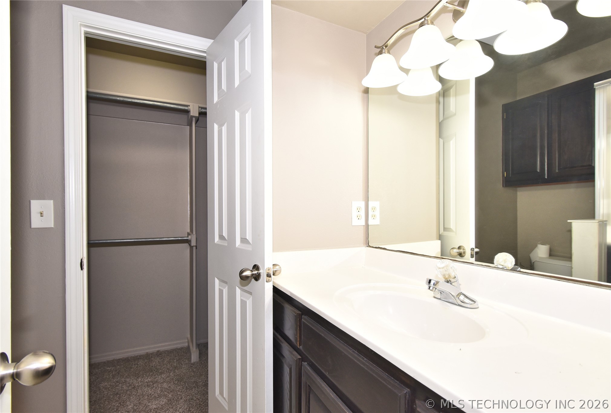 310 W K. Street Jenks OK 74037