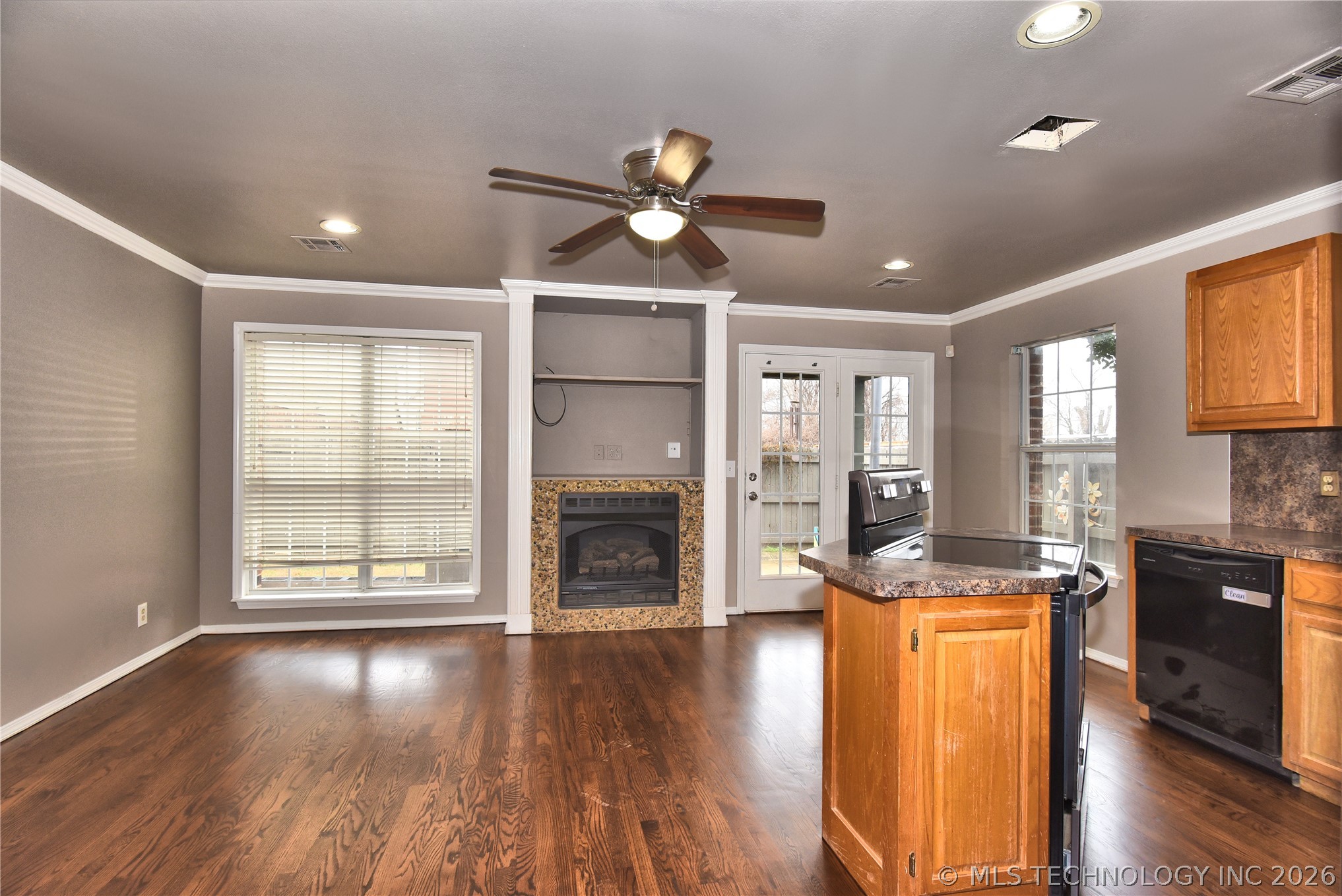 310 W K. Street Jenks OK 74037