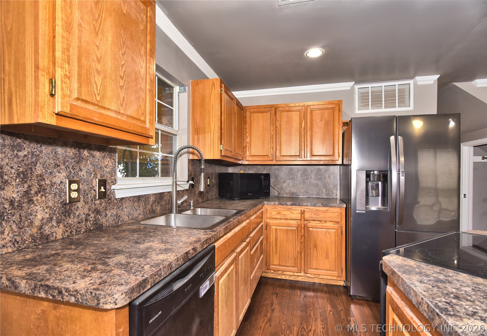 310 W K. Street Jenks OK 74037