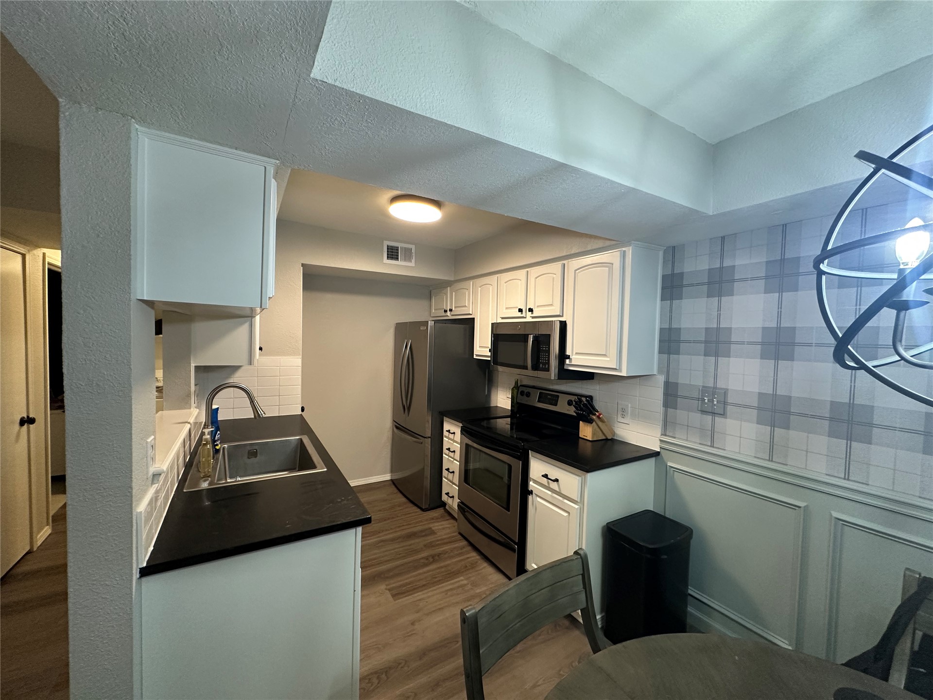 2834 E 90th Street E Tulsa OK 74137