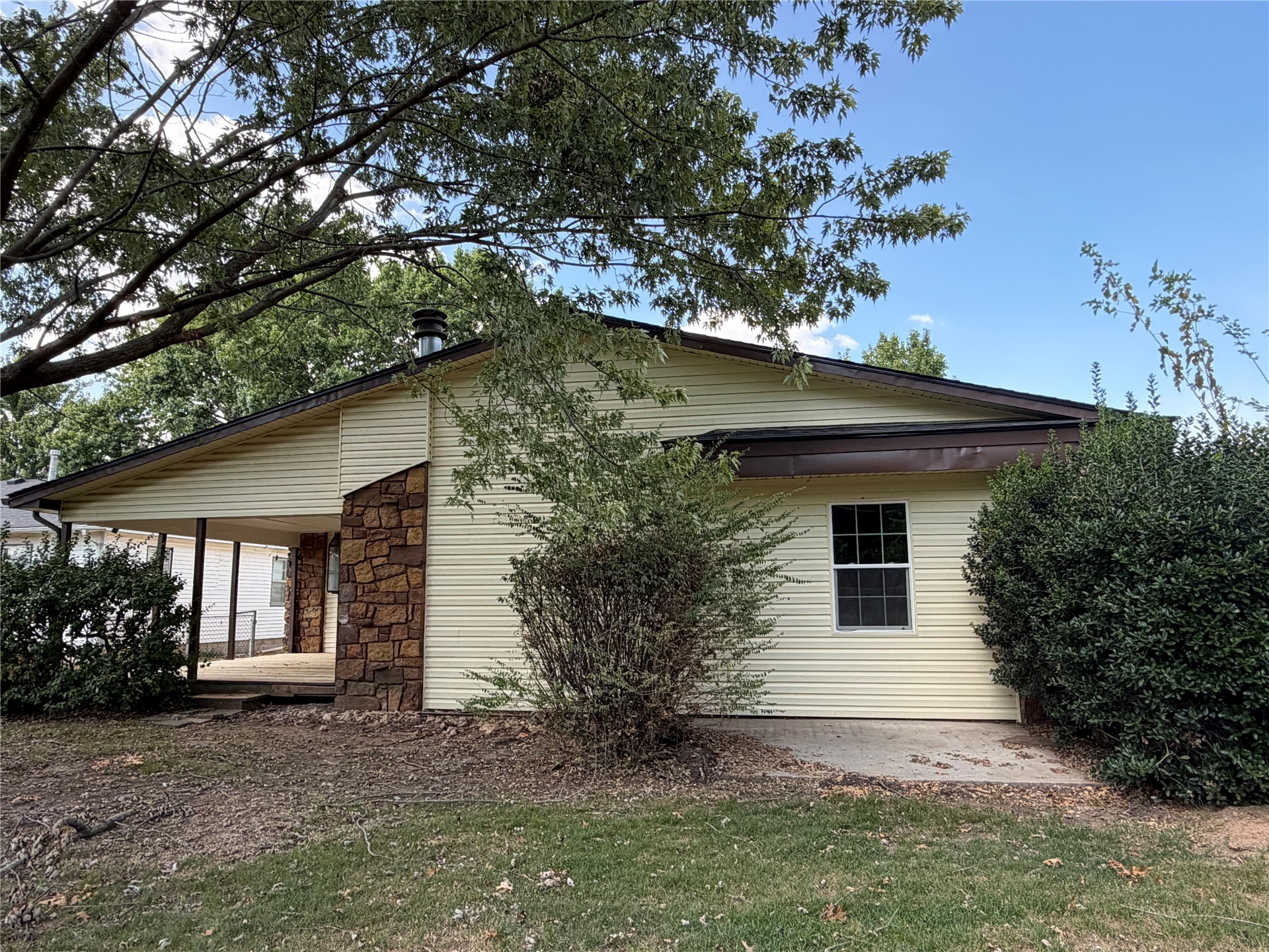608 SE 6th Street Wagoner OK 74467