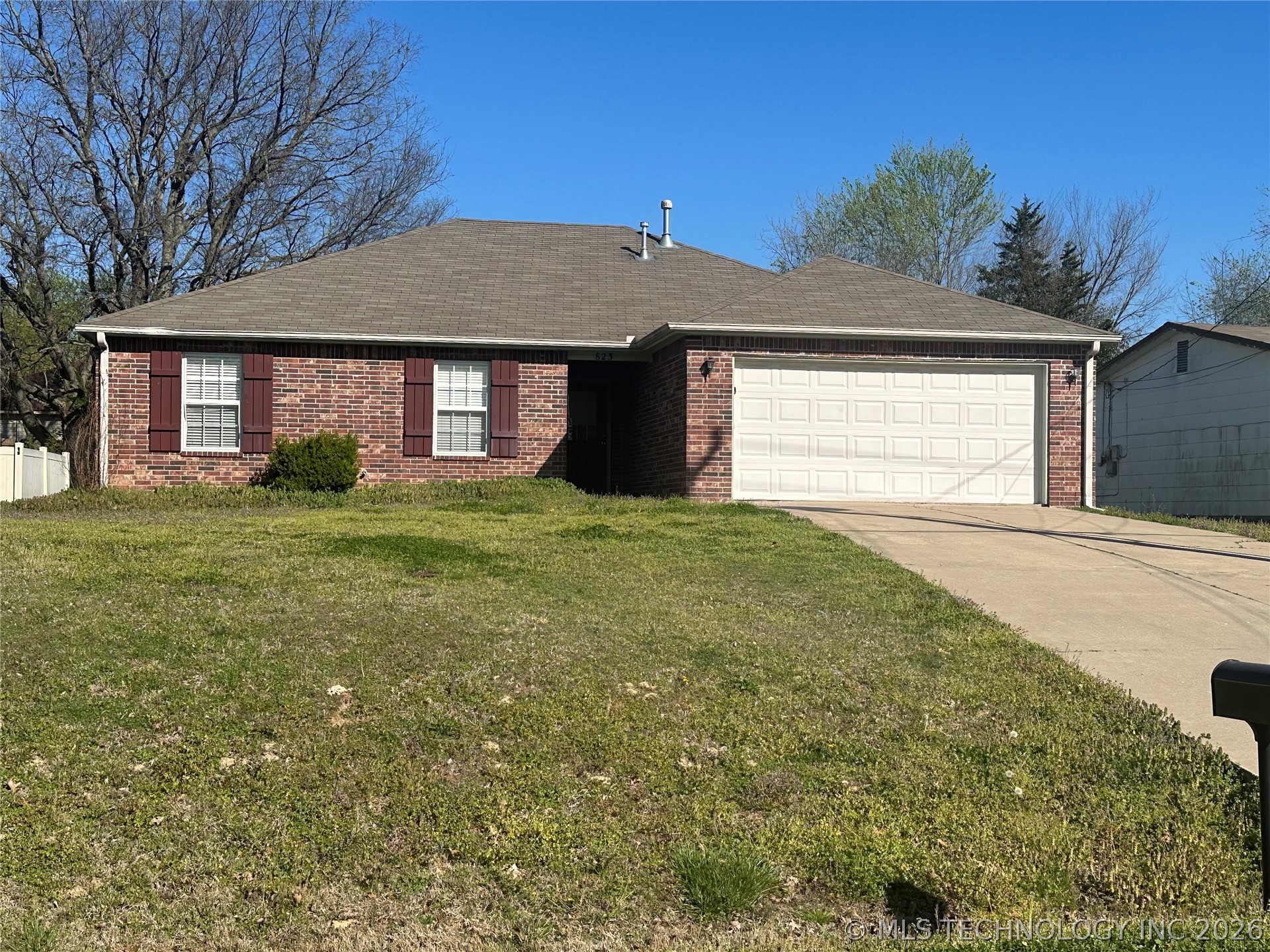 623 N Division Street Coweta OK 74429