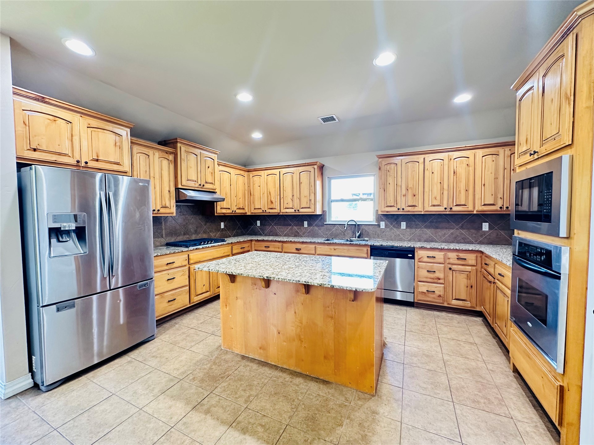 4412 S Oakridge Street Broken Arrow OK 74012