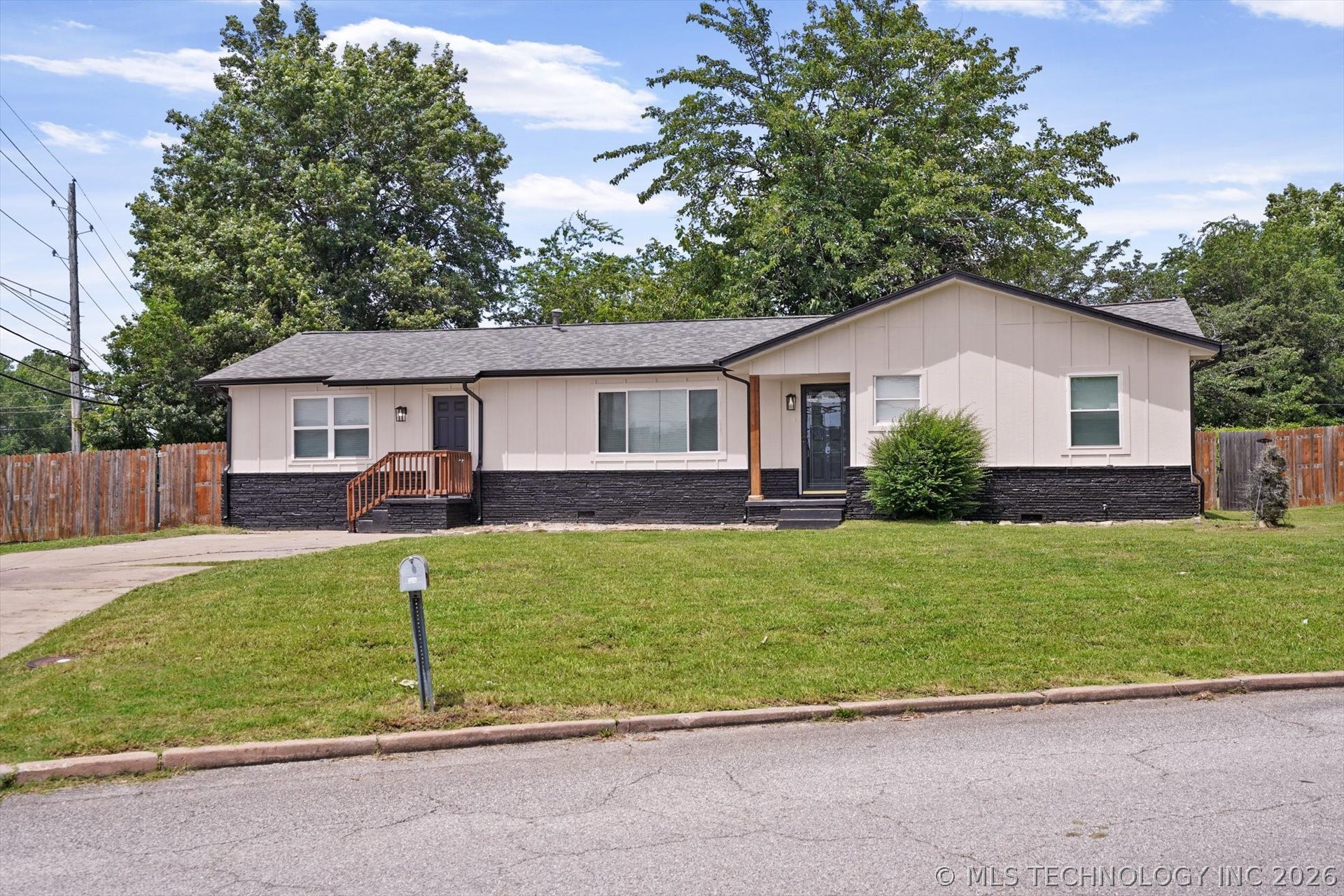 524 W Toledo Street Broken Arrow OK 74012