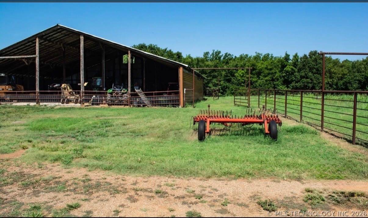 1537 Sooner Rock Davis OK 73030