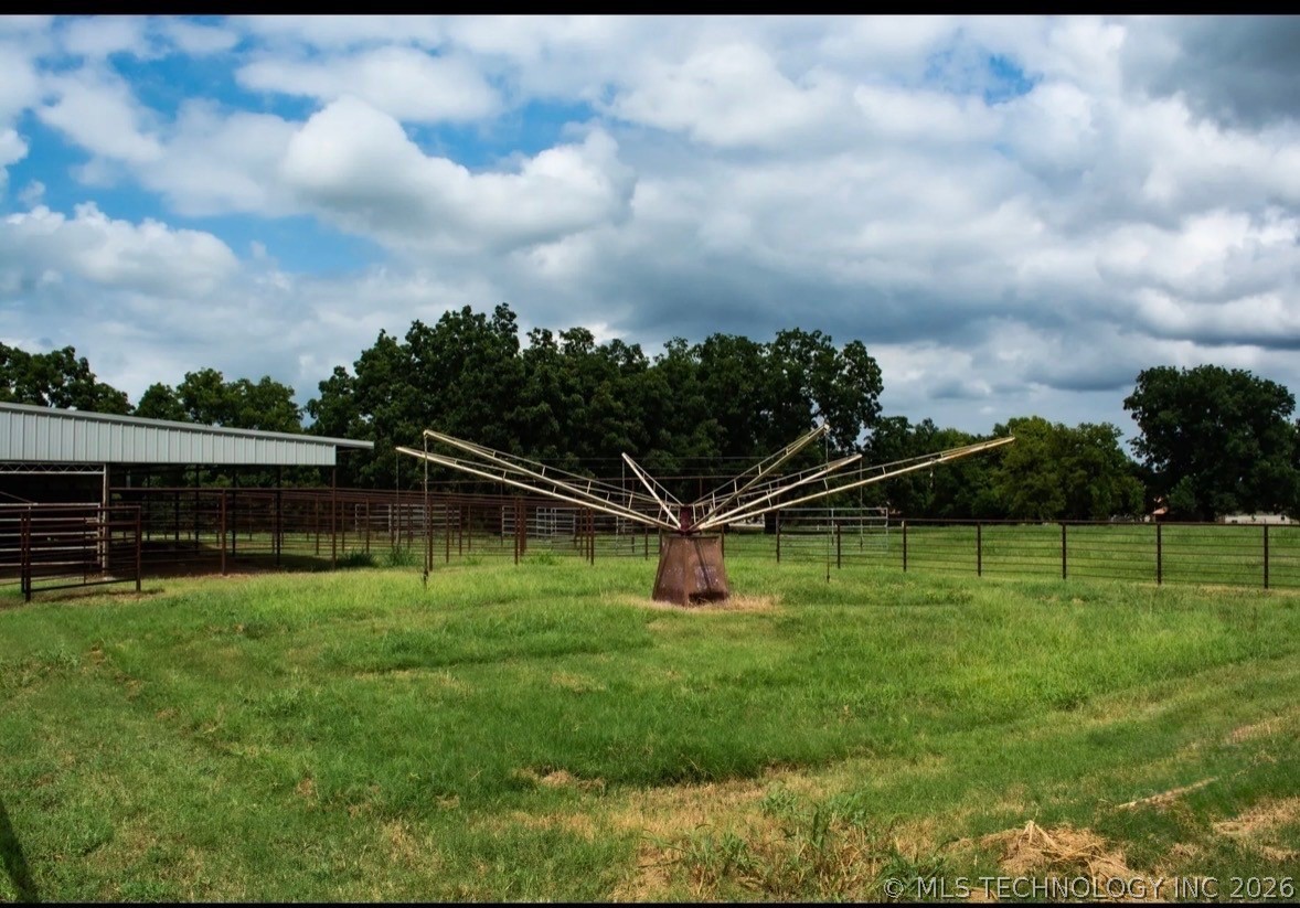 1537 Sooner Rock Davis OK 73030