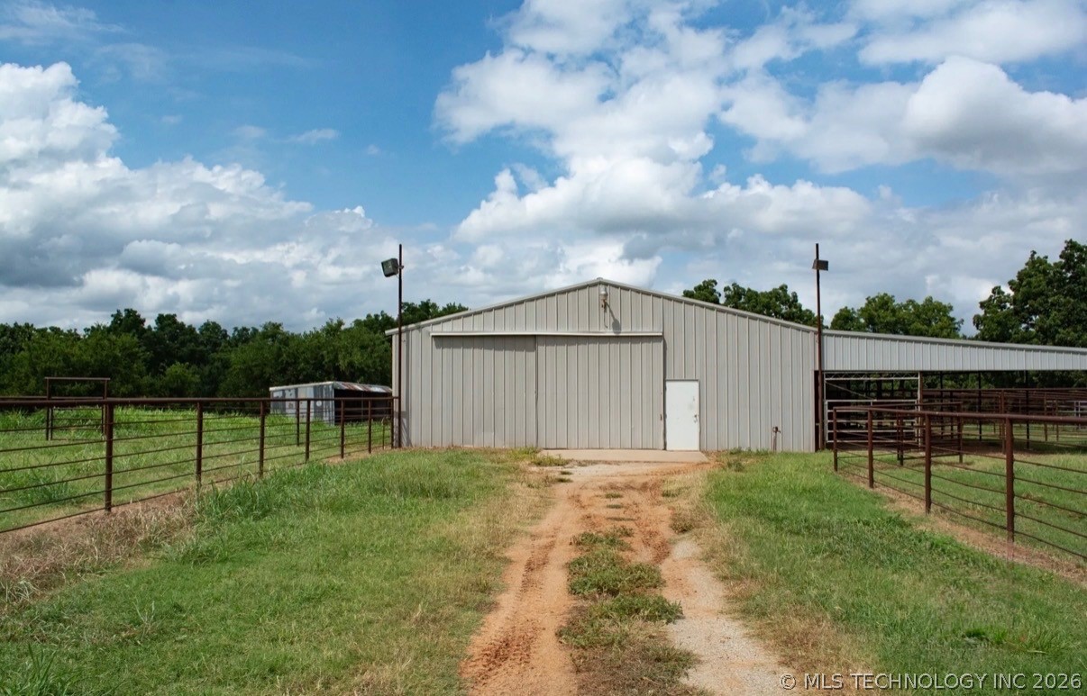 1537 Sooner Rock Davis OK 73030