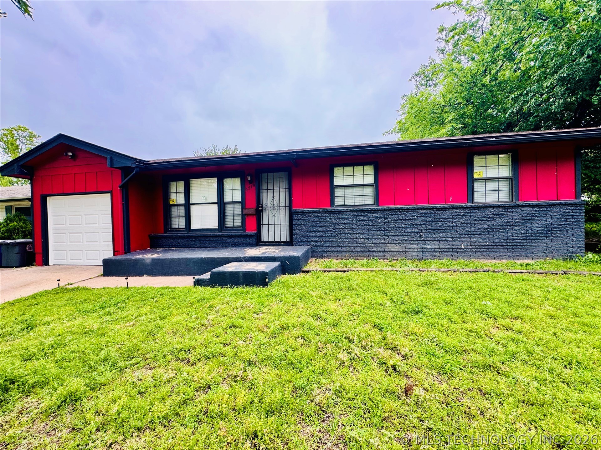 5519 N Garrison Place Tulsa OK 74126