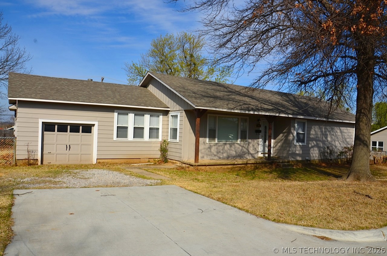 726 S Apple Street Sapulpa OK 74066