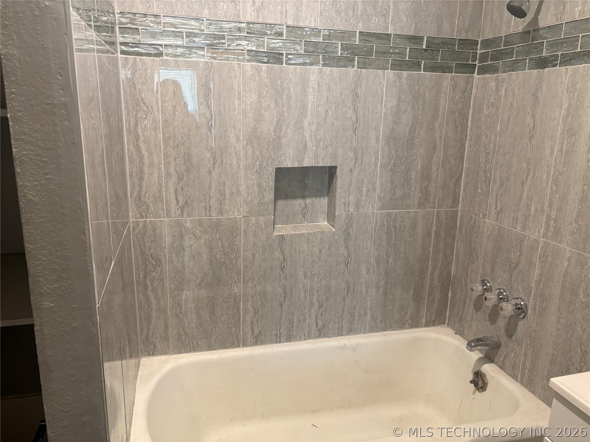 1604 N 6th Durant OK 74701
