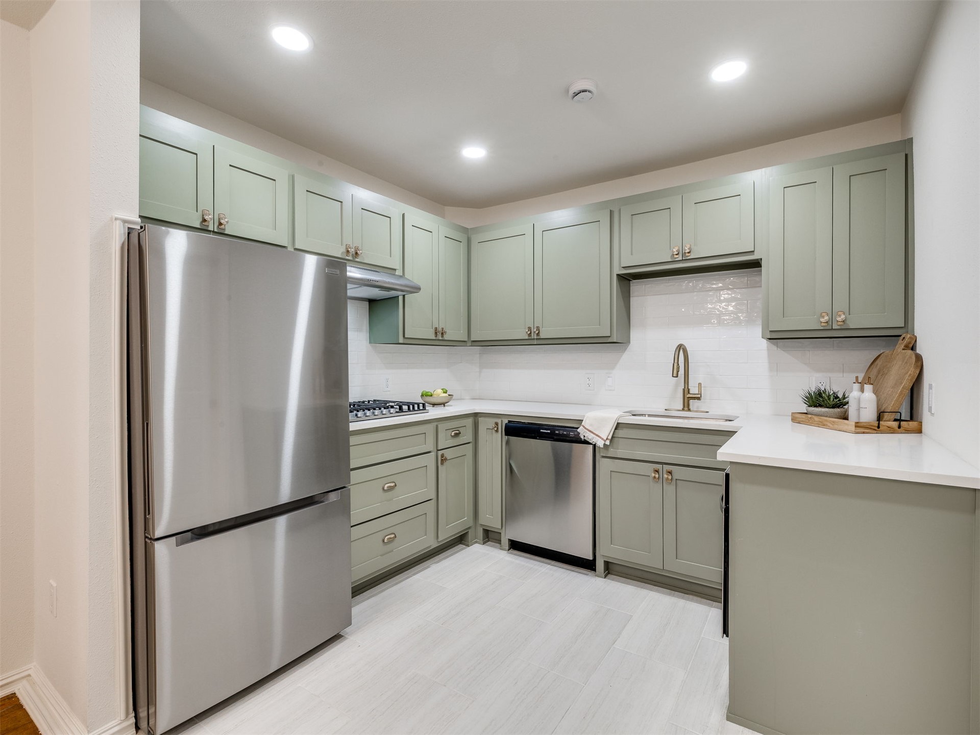 64 N Gillette Avenue Tulsa OK 74110