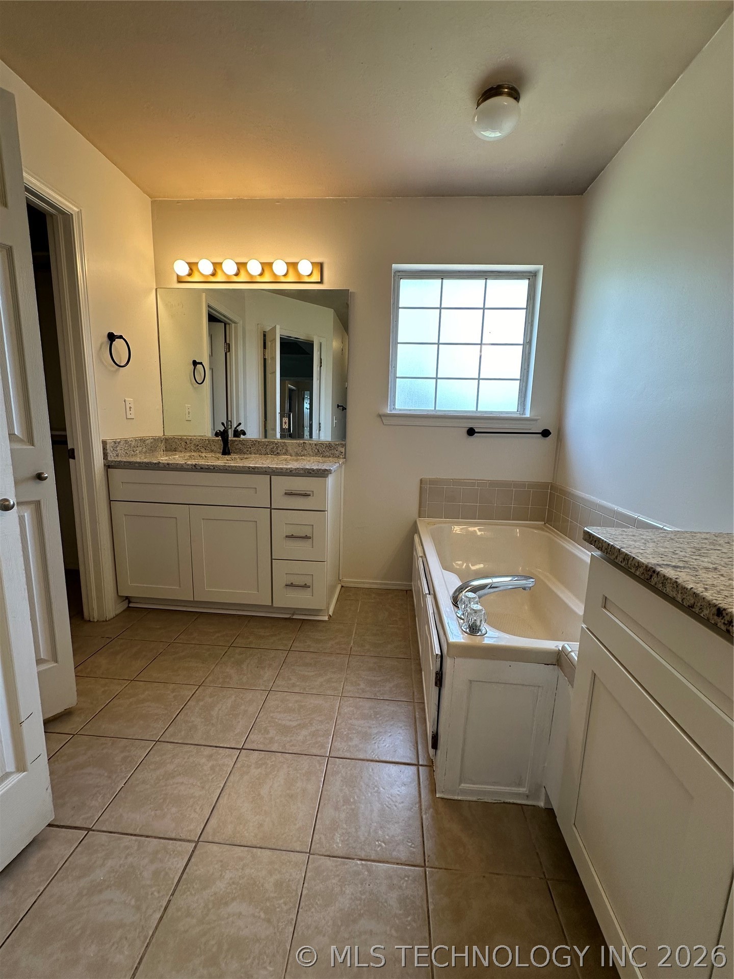 2301 SW Wolf Run Drive Claremore OK 74019