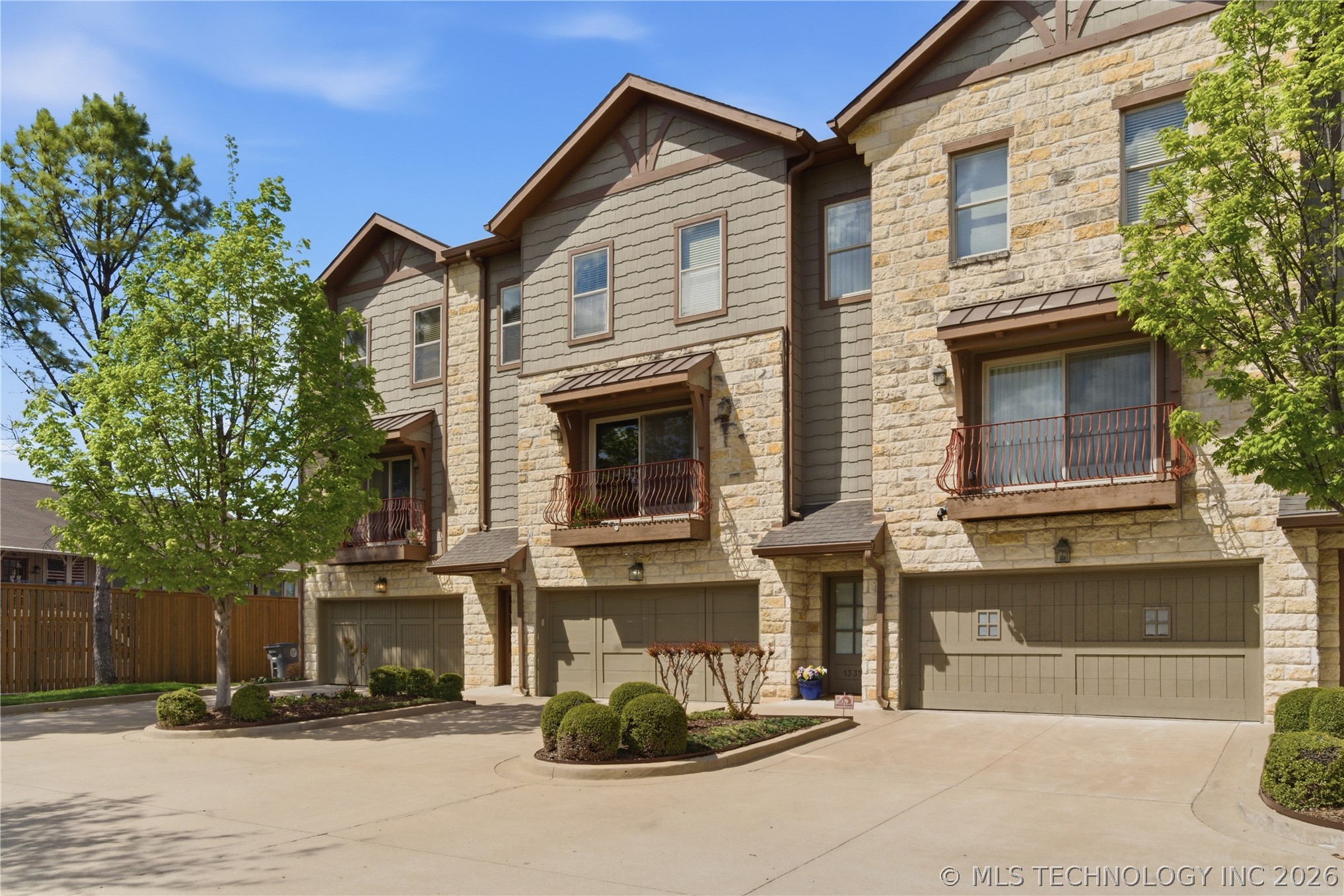 1333 E 41st Place Tulsa OK 74105