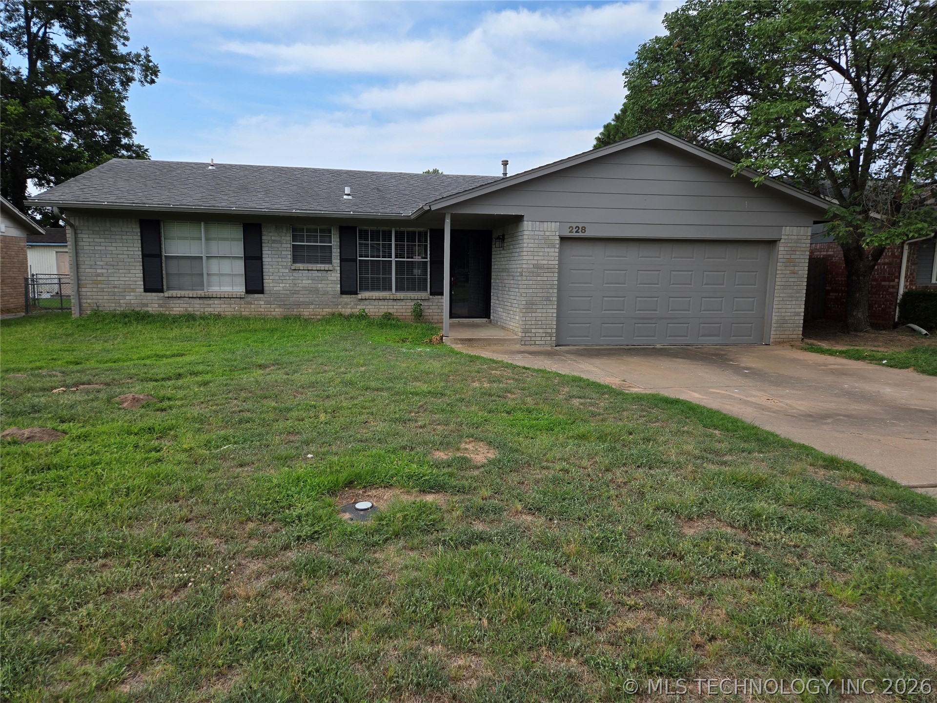 228 E J. Street Jenks OK 74037