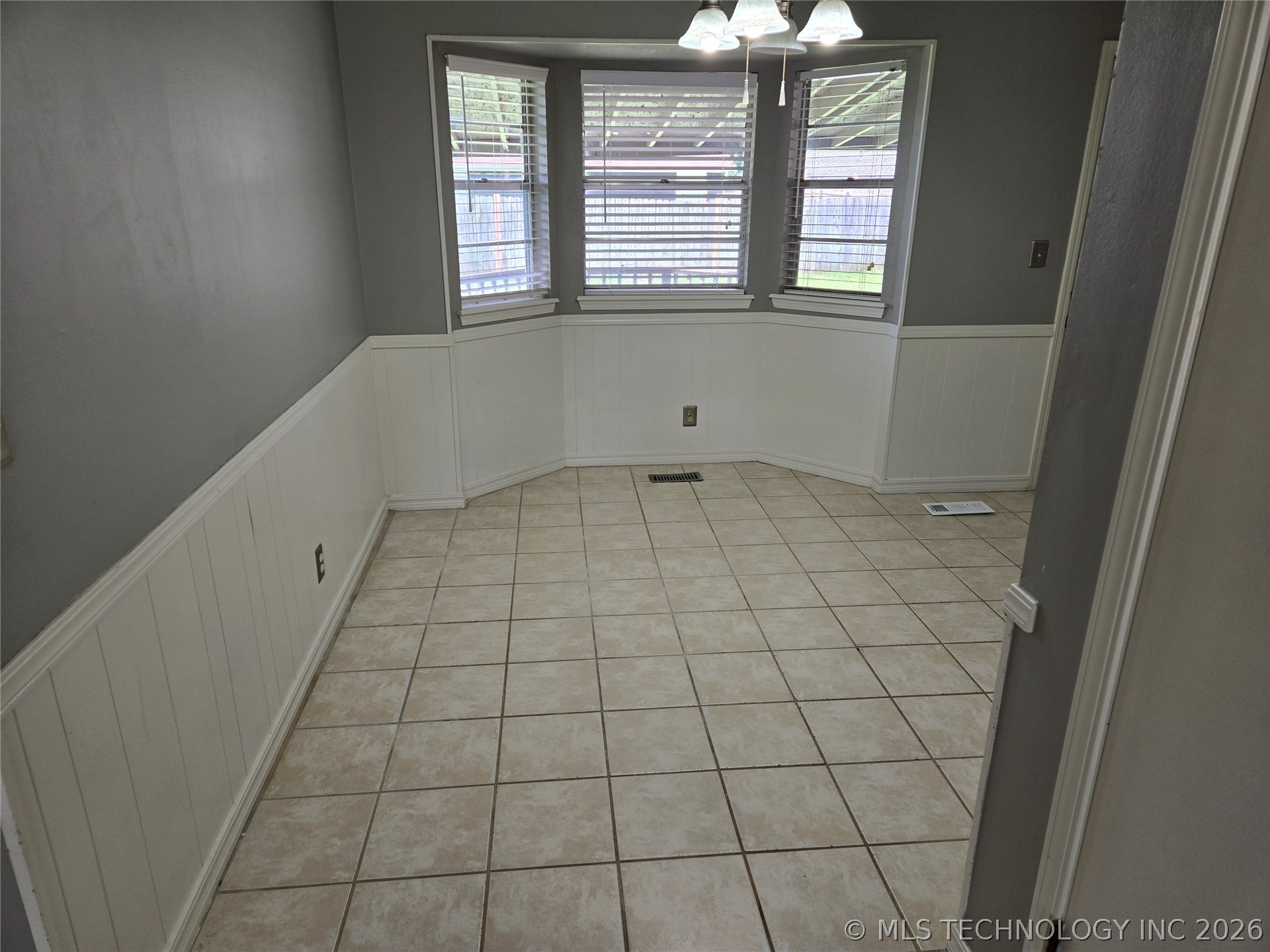 228 E J. Street Jenks OK 74037