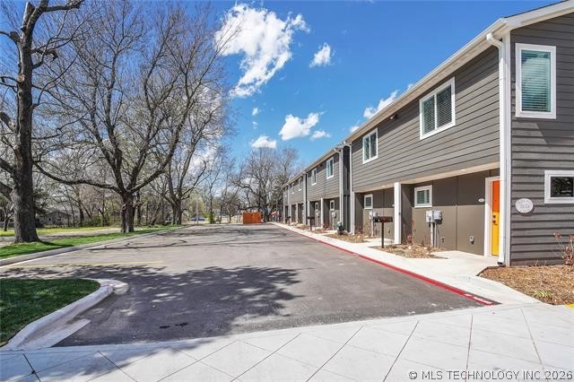 708 N Date Avenue Broken Arrow OK 74012