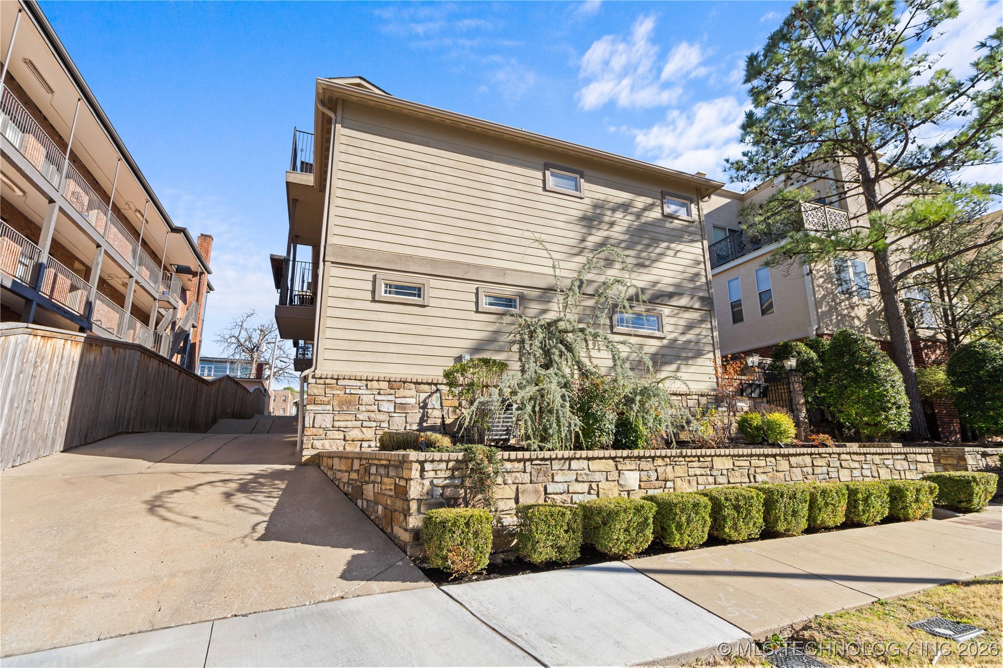 1407 S Saint Louis Avenue Tulsa OK 74120