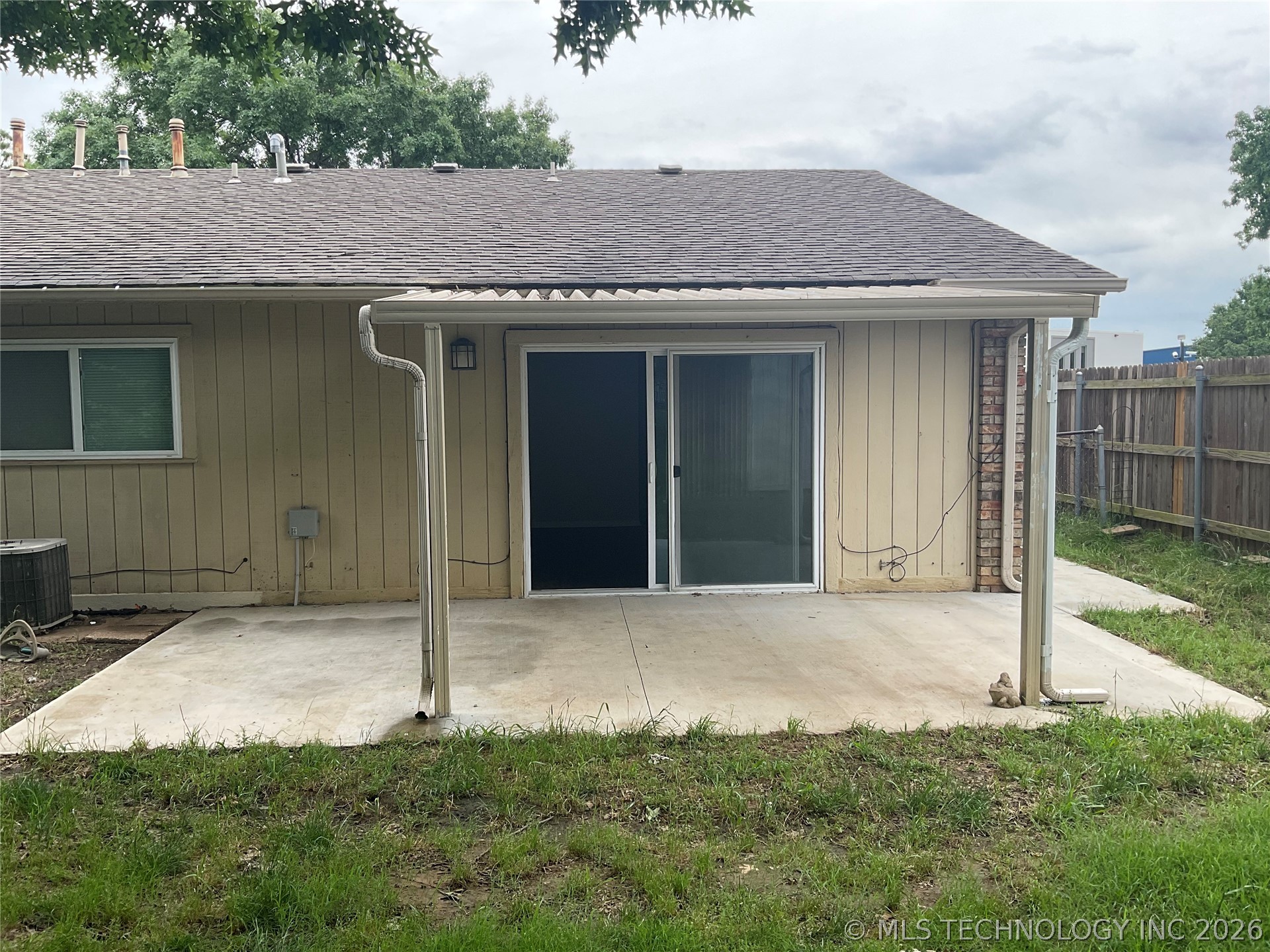 3230 S Lakewood Avenue Tulsa OK 74135