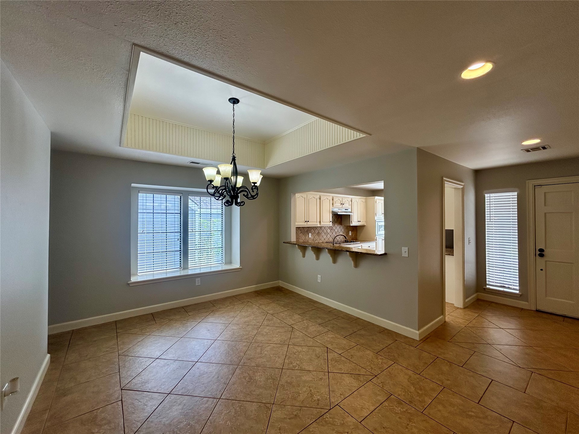 6411 E 96th Street Tulsa OK 74137