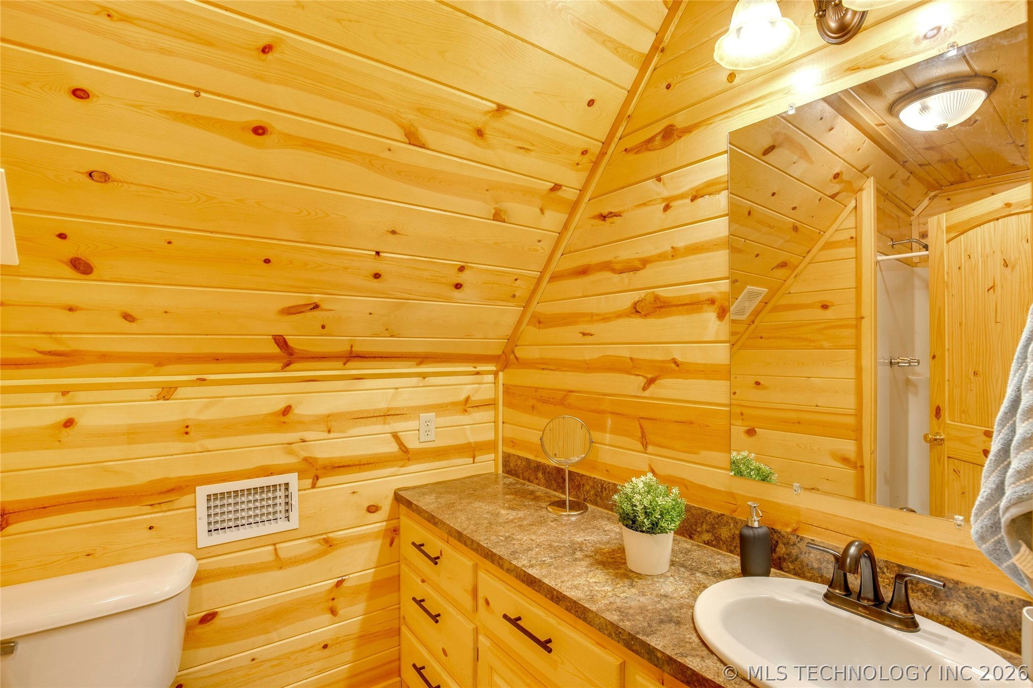3859 W Lake Fort Towson OK 74735