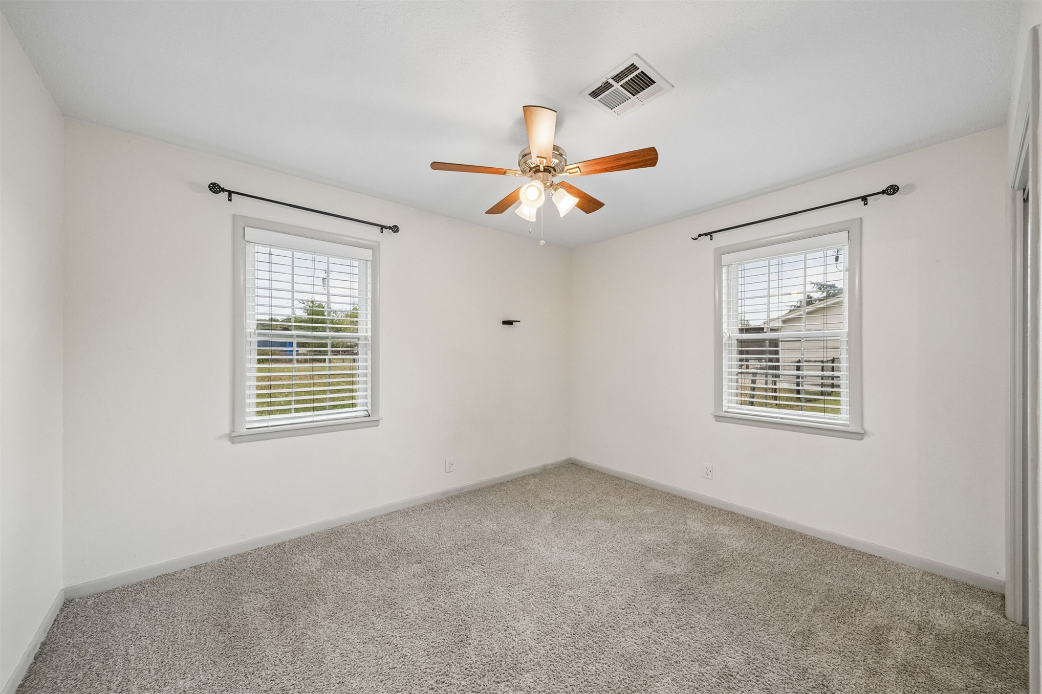 4111 W Sunset Lane Skiatook OK 74070