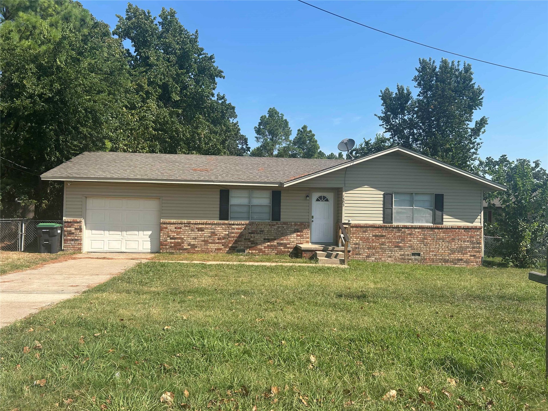 1305 E Shawnee Street Tahlequah OK 74464
