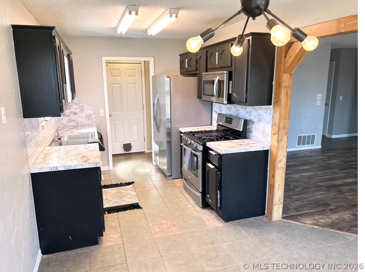 2229 W Quinton Street Broken Arrow OK 74011
