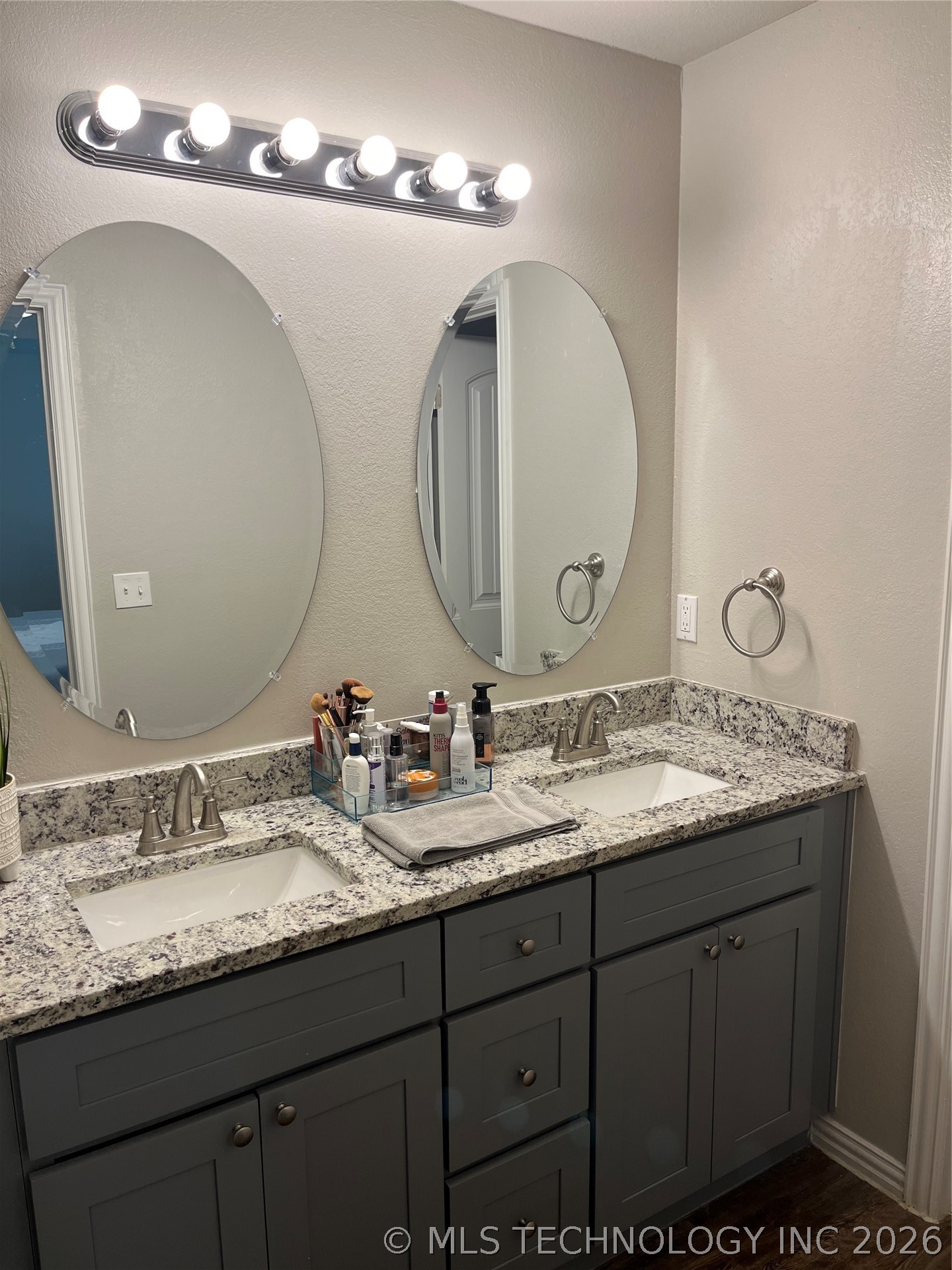 1113 Panther Lookout Calera OK 74730