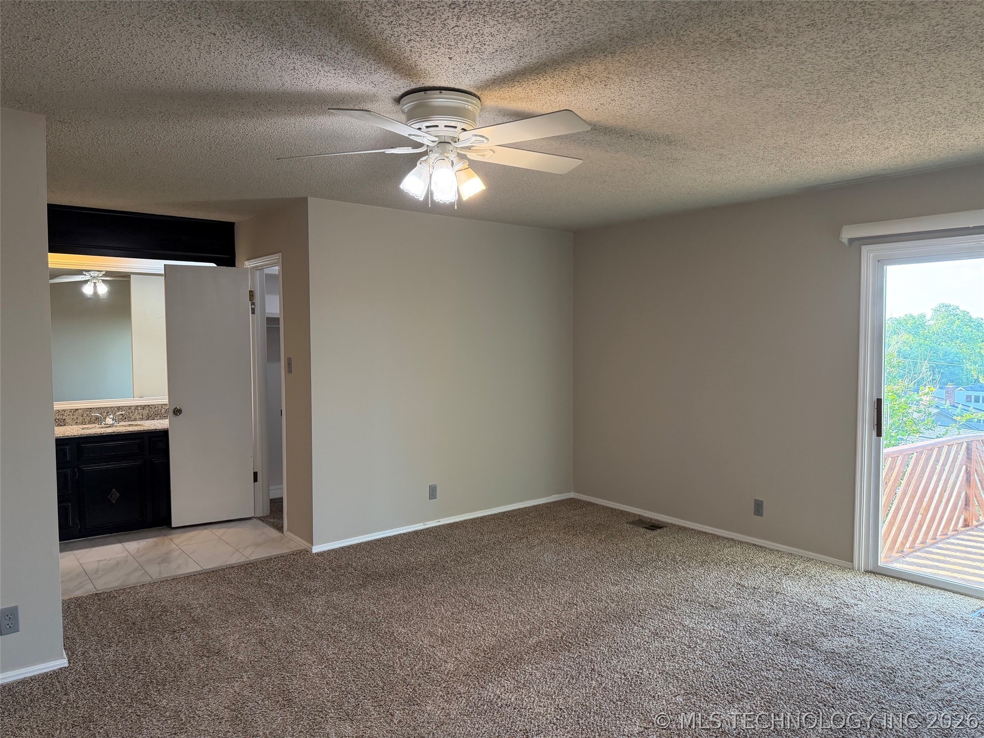3925 E 60th Place Tulsa OK 74135