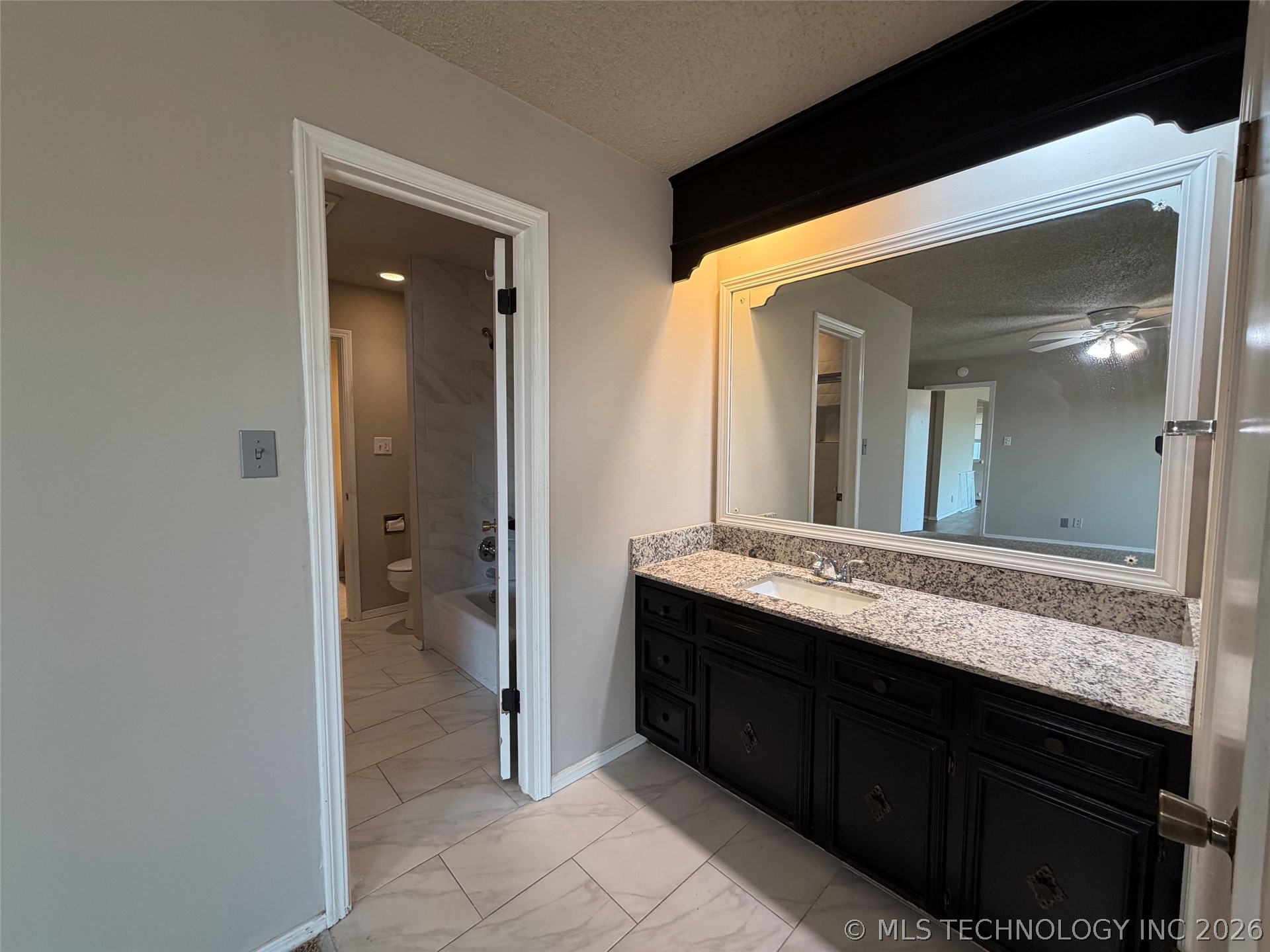 3925 E 60th Place Tulsa OK 74135