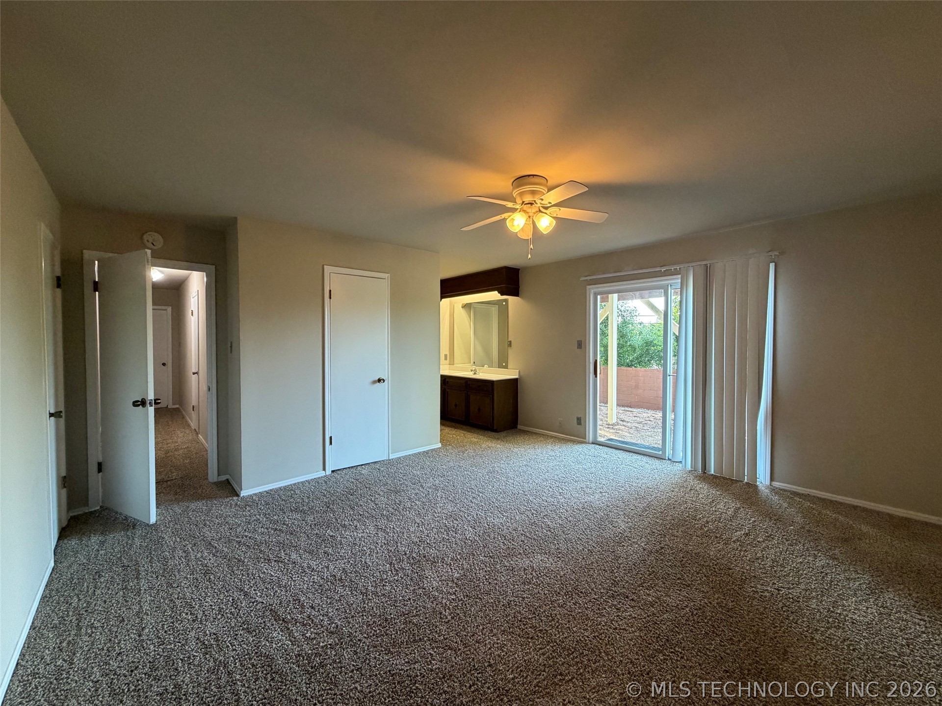 3925 E 60th Place Tulsa OK 74135