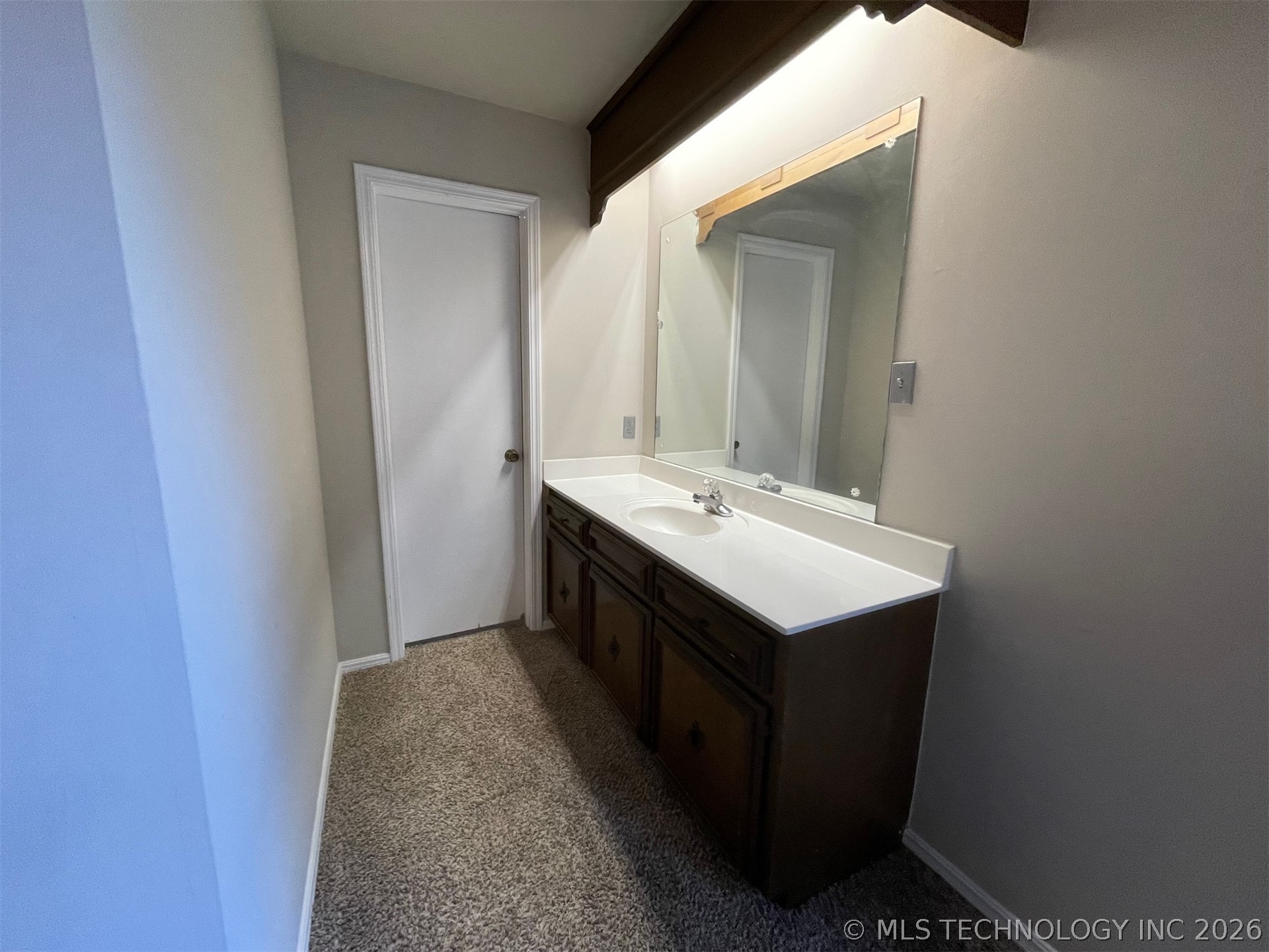 3925 E 60th Place Tulsa OK 74135