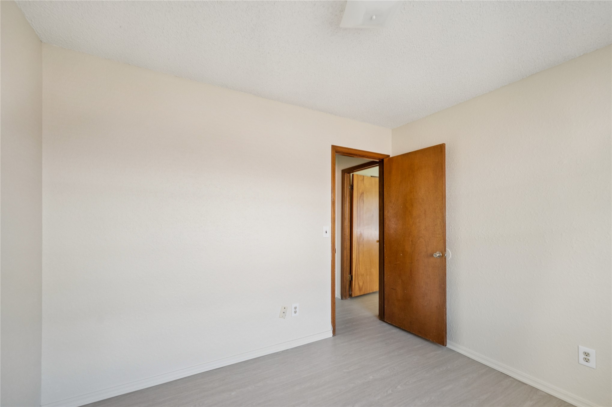 8966 E 56th Place Tulsa OK 74145