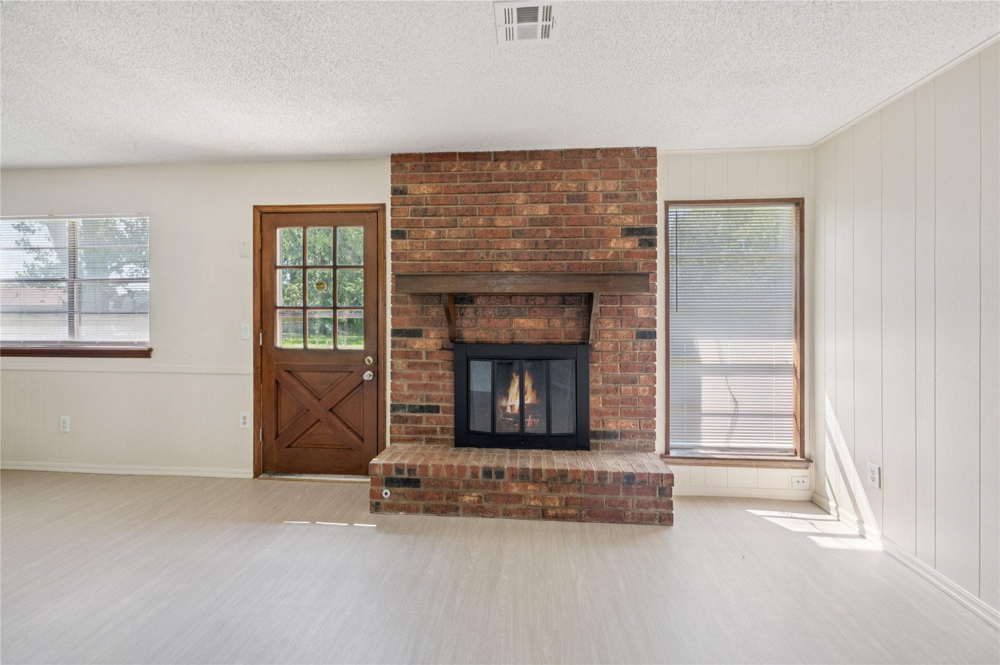 8966 E 56th Place Tulsa OK 74145