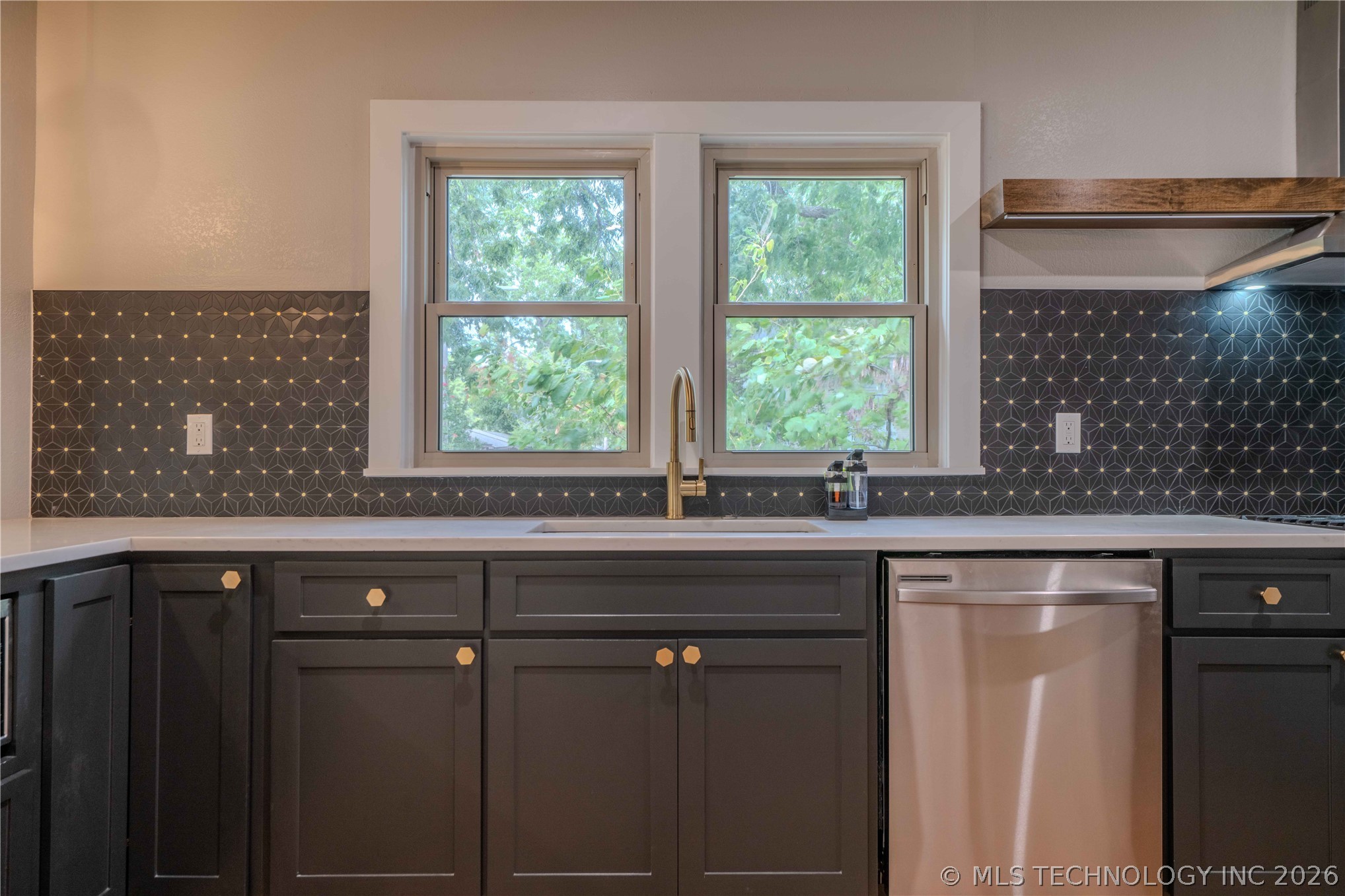 4103 S Madison Place Tulsa OK 74105