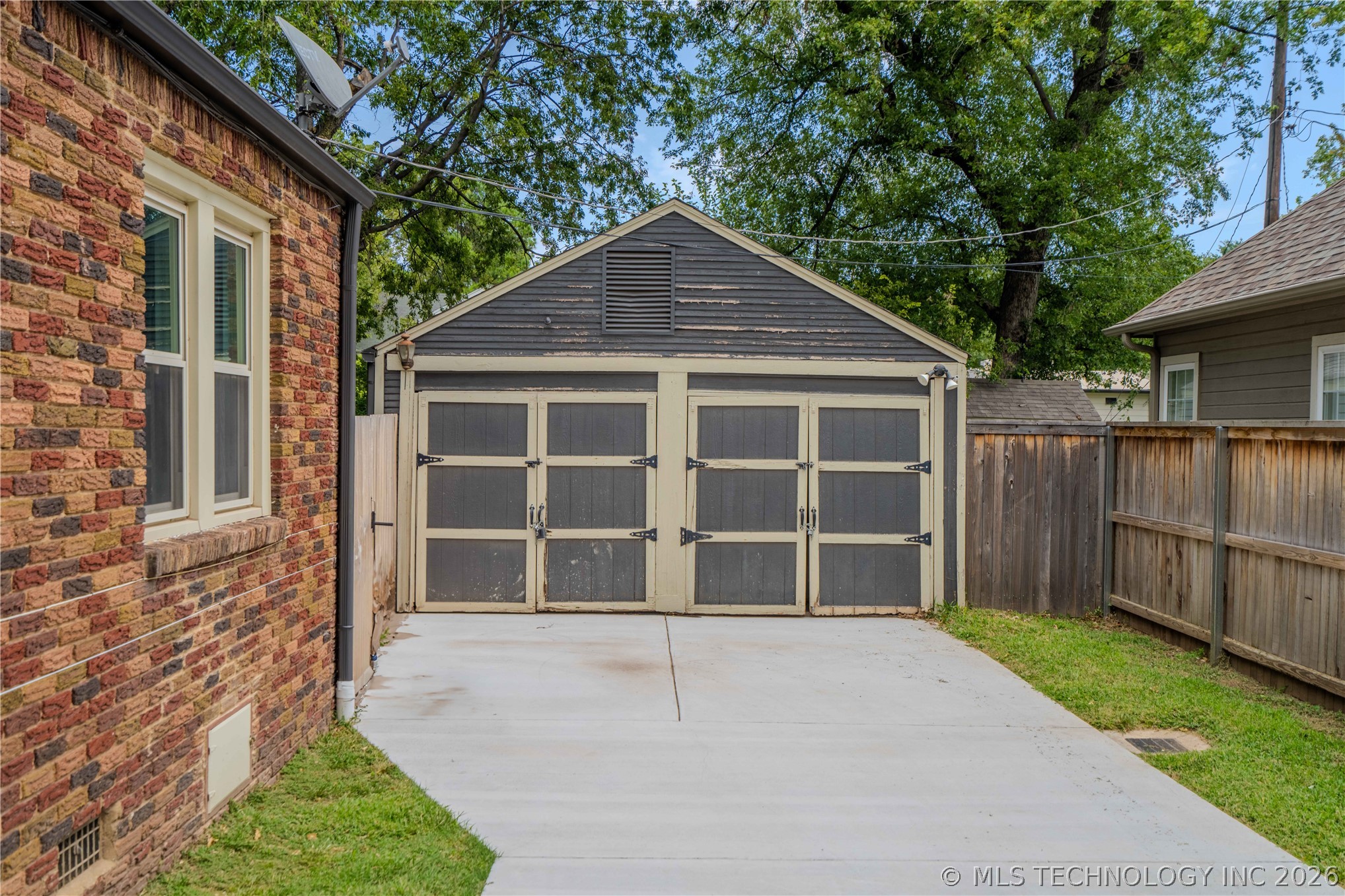 4103 S Madison Place Tulsa OK 74105