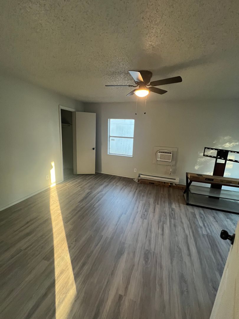 209 11th NW Ardmore OK 73401
