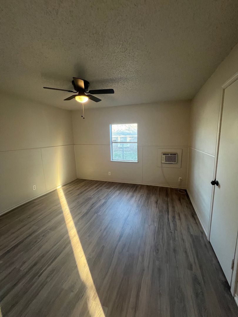 209 11th NW Ardmore OK 73401