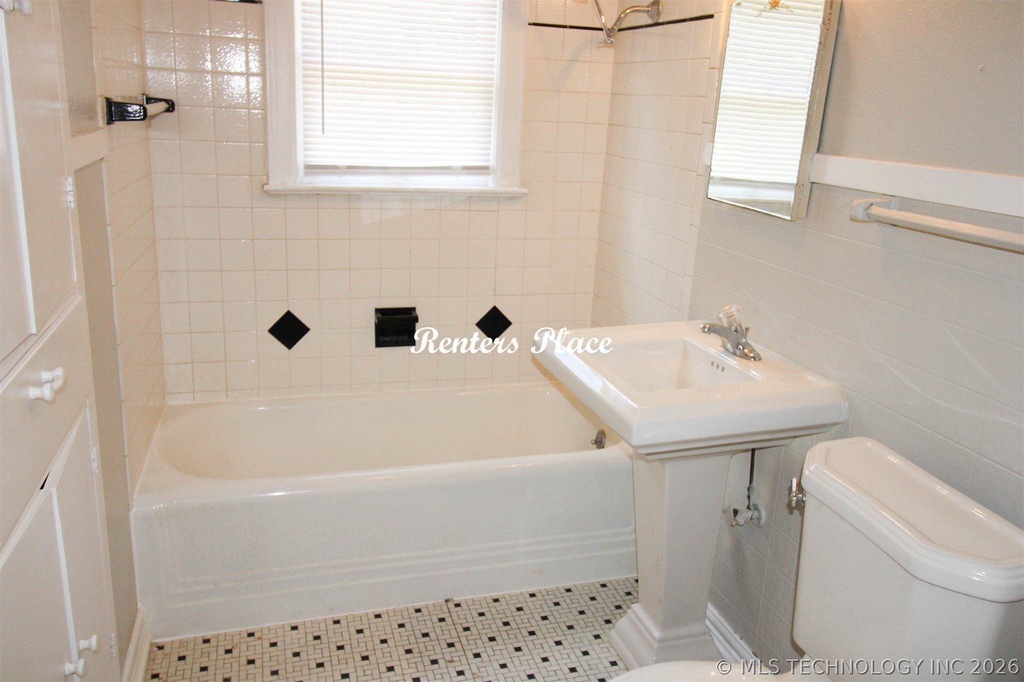 1424 S Marion Avenue Tulsa OK 74112