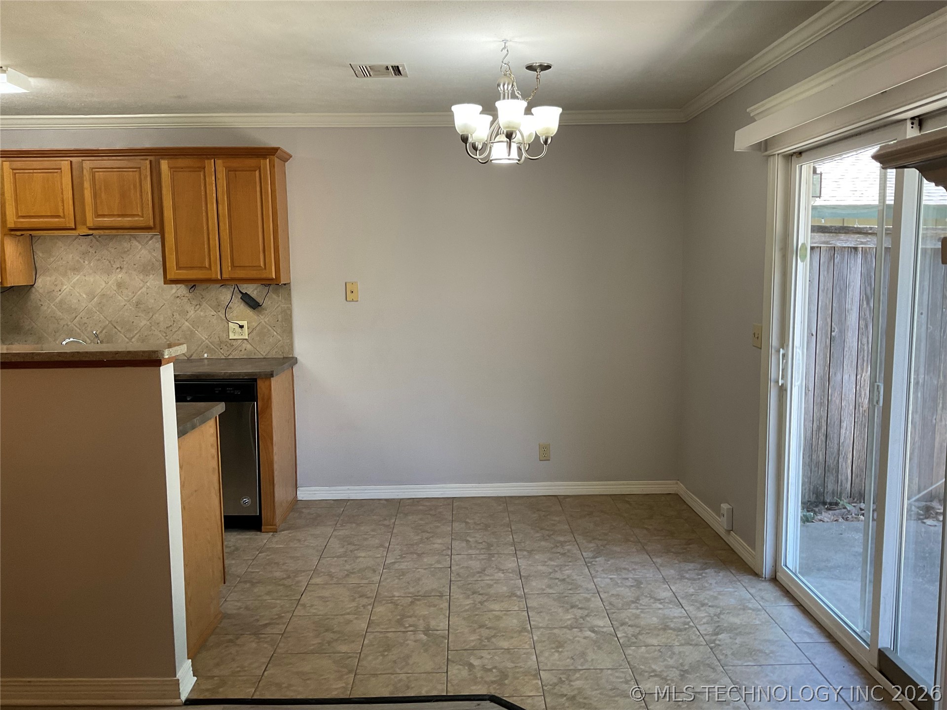 4023 E 51st Place Tulsa OK 74135