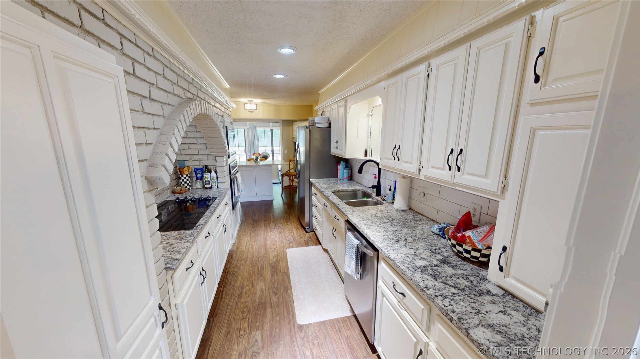 6005 E 79th Street Tulsa OK 74136