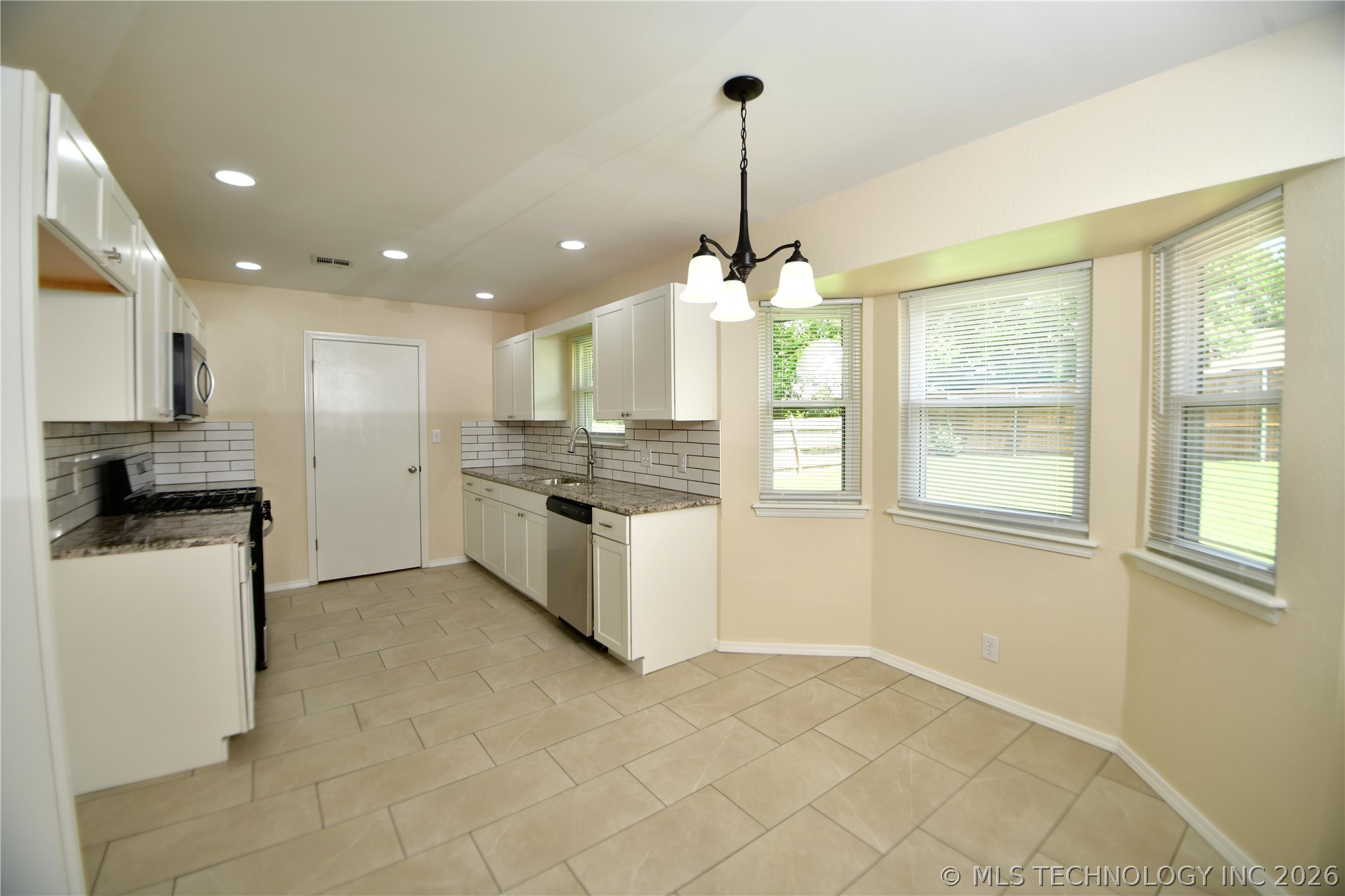 401 N Fir Place Broken Arrow OK 74012