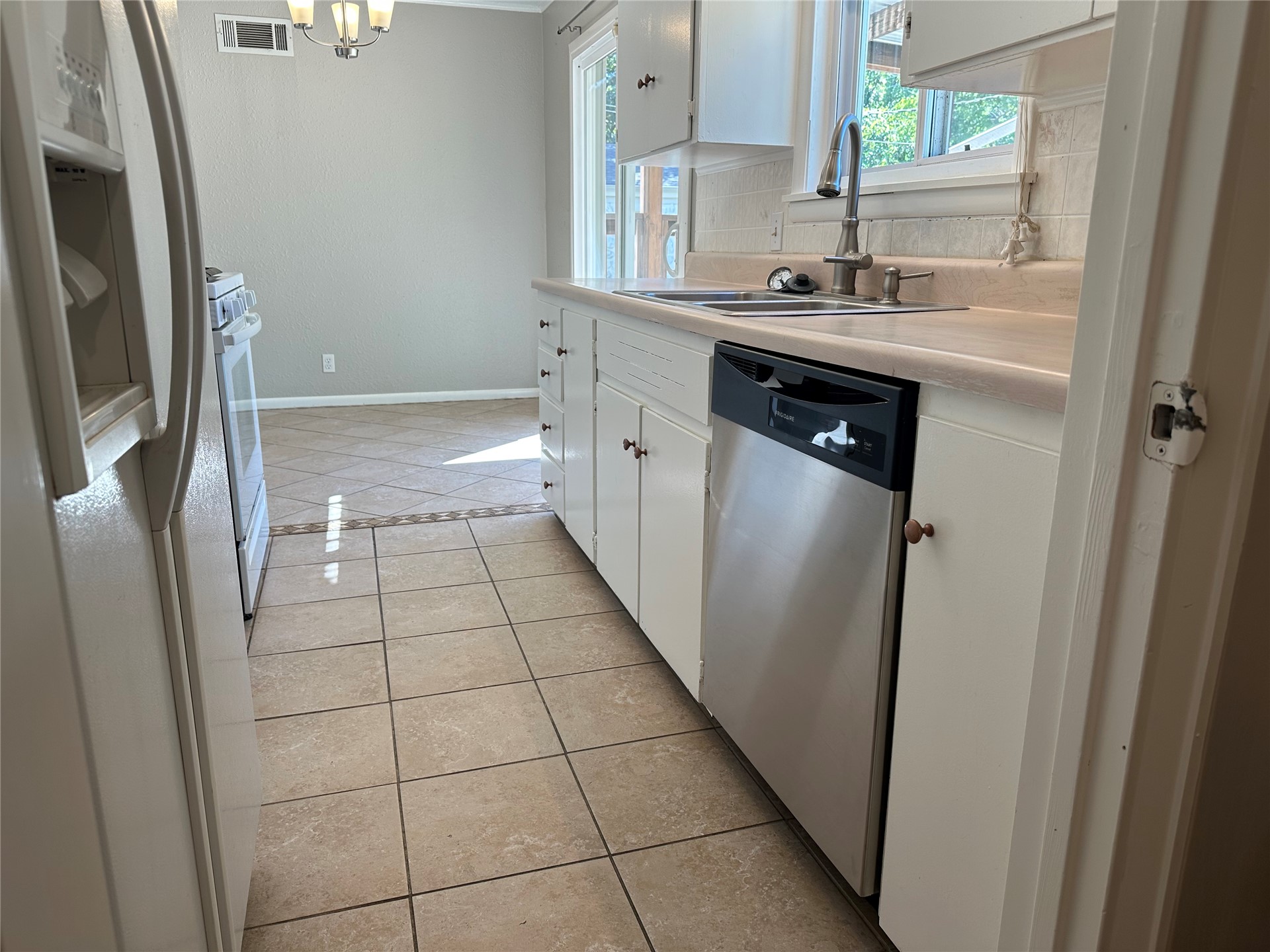 4542 S 23rd Westavenue Tulsa OK 74107