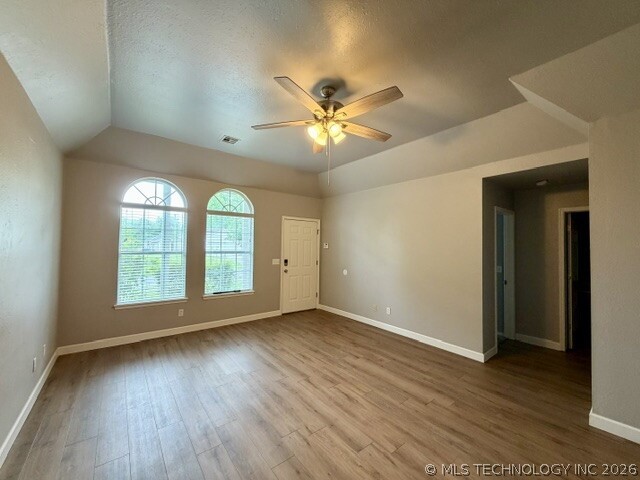 312 W Sycamore Street Coweta OK 74429