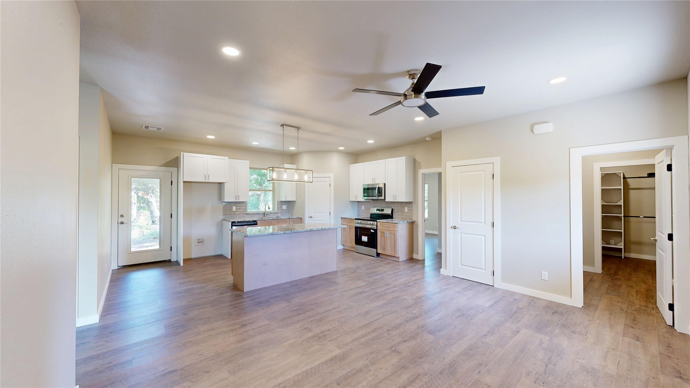 8761 S 4180 Road Claremore OK 74017