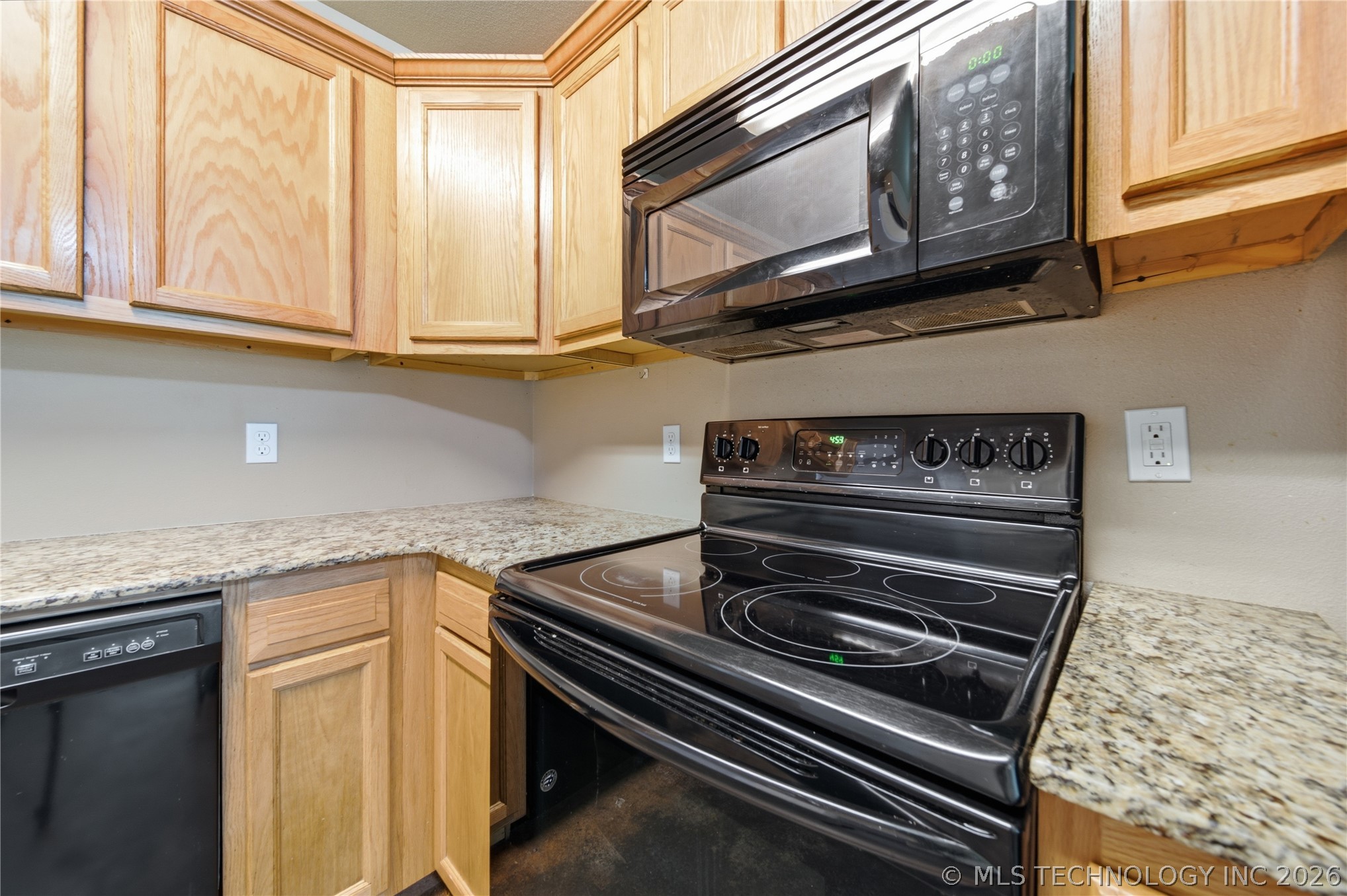 1411 W Haskell Street Claremore OK 74017