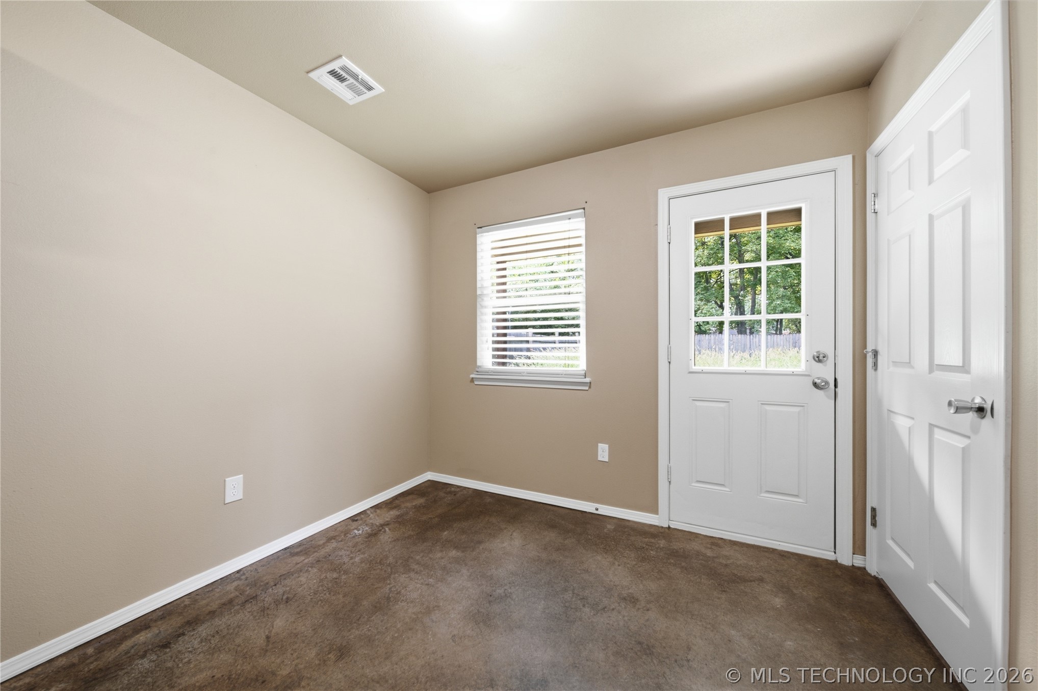 1411 W Haskell Street Claremore OK 74017