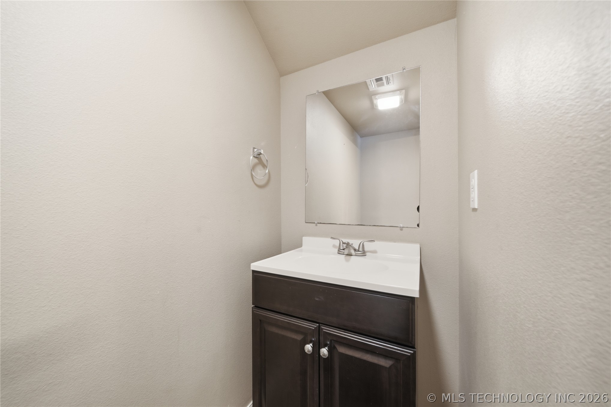 1411 W Haskell Street Claremore OK 74017